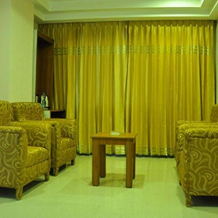 Hotel The Vijay Park - Airport Chennai Esterno foto